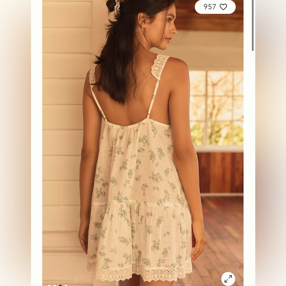 BY ANTHROPOLOGIE EMBROIDERED-TRIM V-NECK MINI SLEEP DRESS